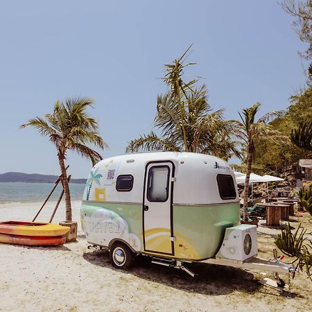 Langkawi Pantai Cenang - Private Beach Glamping Experience Eksteriør billede