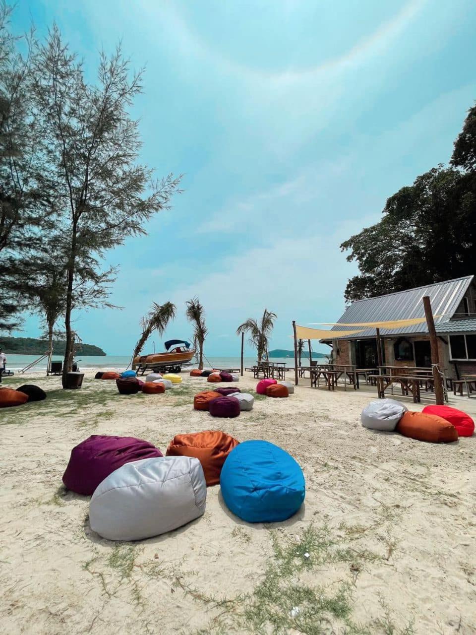 Langkawi Pantai Cenang - Private Beach Glamping Experience Eksteriør billede