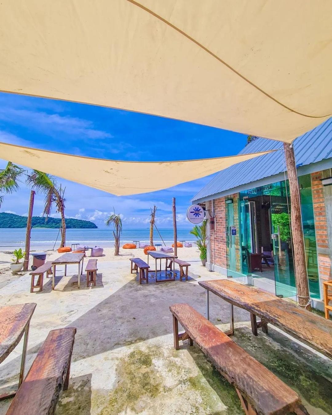 Langkawi Pantai Cenang - Private Beach Glamping Experience Eksteriør billede