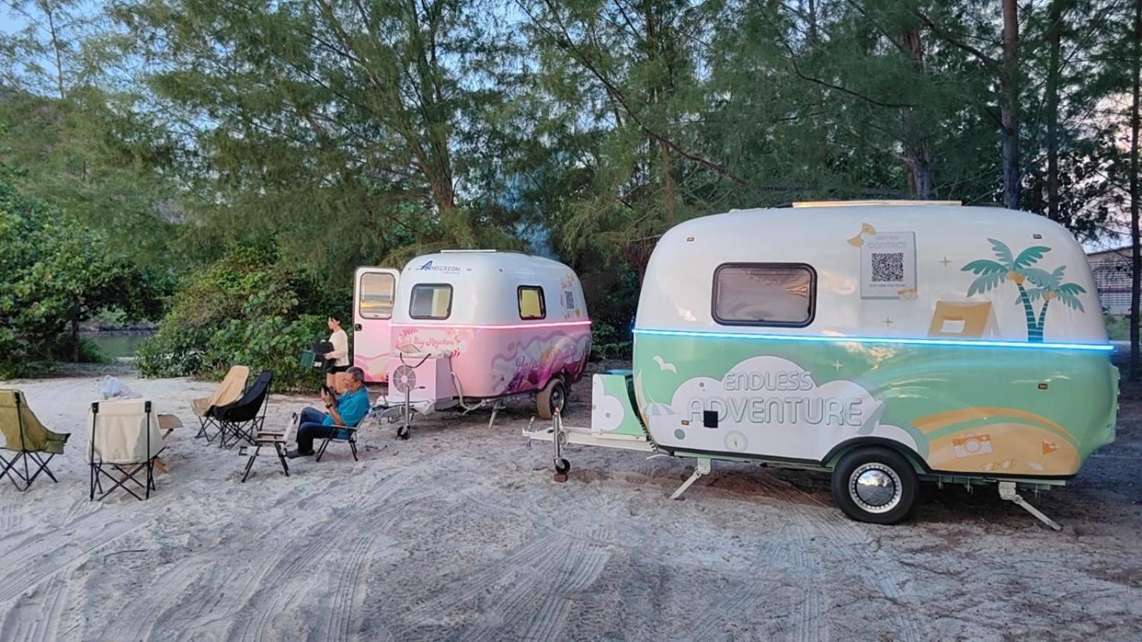 Langkawi Pantai Cenang - Private Beach Glamping Experience Eksteriør billede